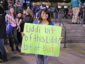Seattle fans can't get enough of Alex Liddi.