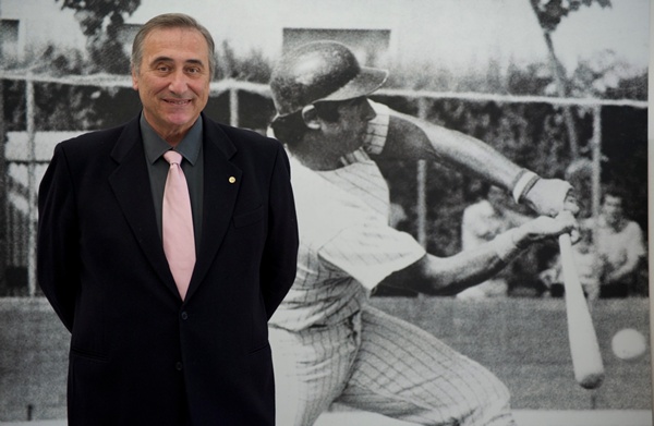 Sal Varriale left a job as a Wall Street accountant to become the first  "oriundo" or Italian American to play ball in Italy in 1972.