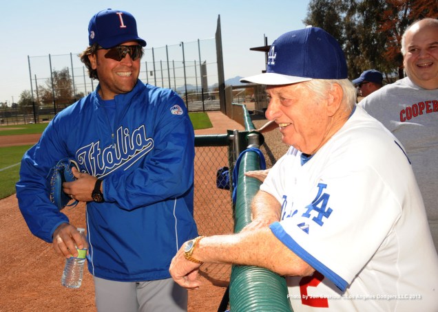 LOS ANGELES ANGELS OF ANAHEIM VS LOS ANGELES DODGERS