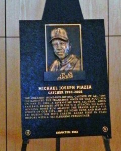MIke Piazza was inducted into the Mets' Hall of Fame on September 29, 2013.