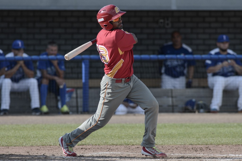 Oscar Angulo by Ezio Ratti:FIBS